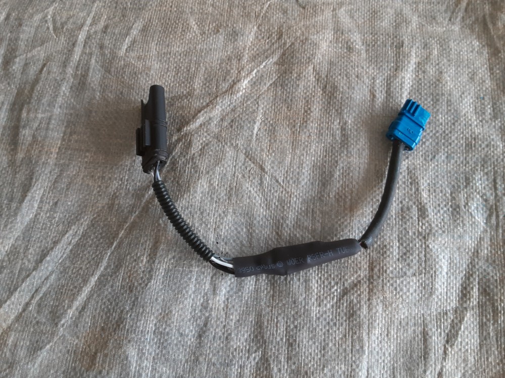 Replace fuel strip with warning switch on 2012 R1200R? - Camheads ...
