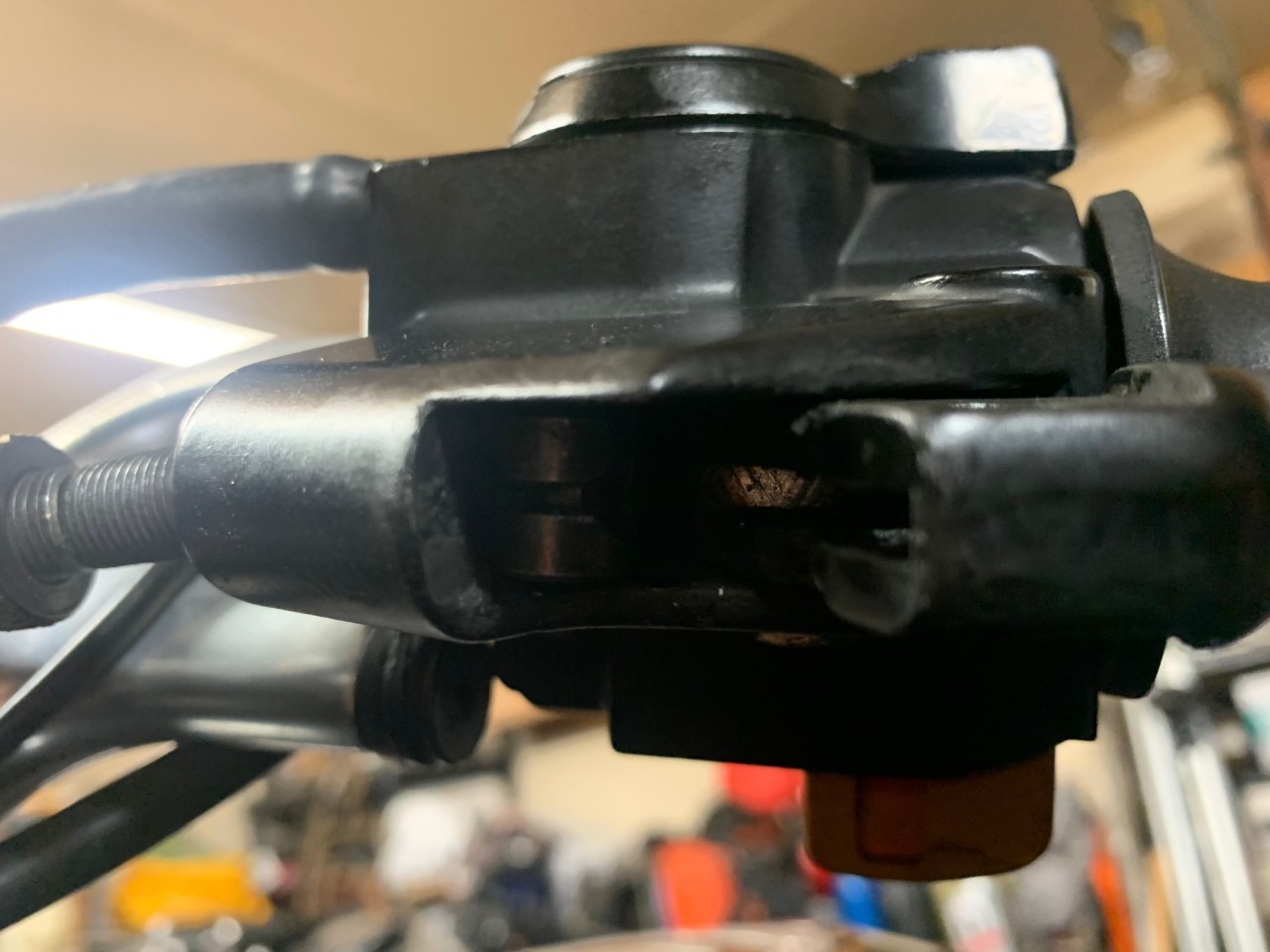 Clutch adjustment screw replacement Oilheads BMWSportTouring