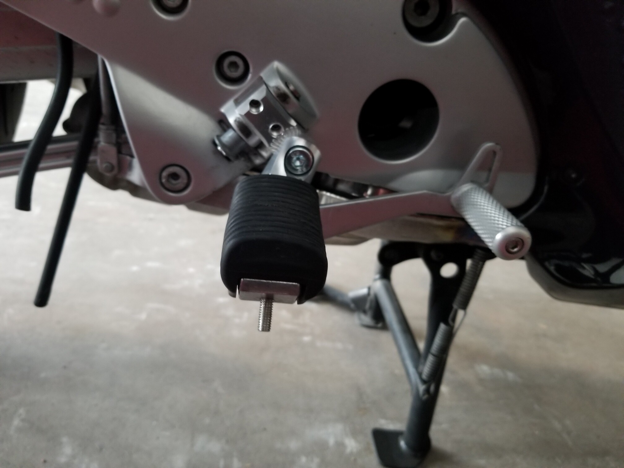 Bargain Foot peg lowering kit. R1100RT Oilheads BMWSportTouring