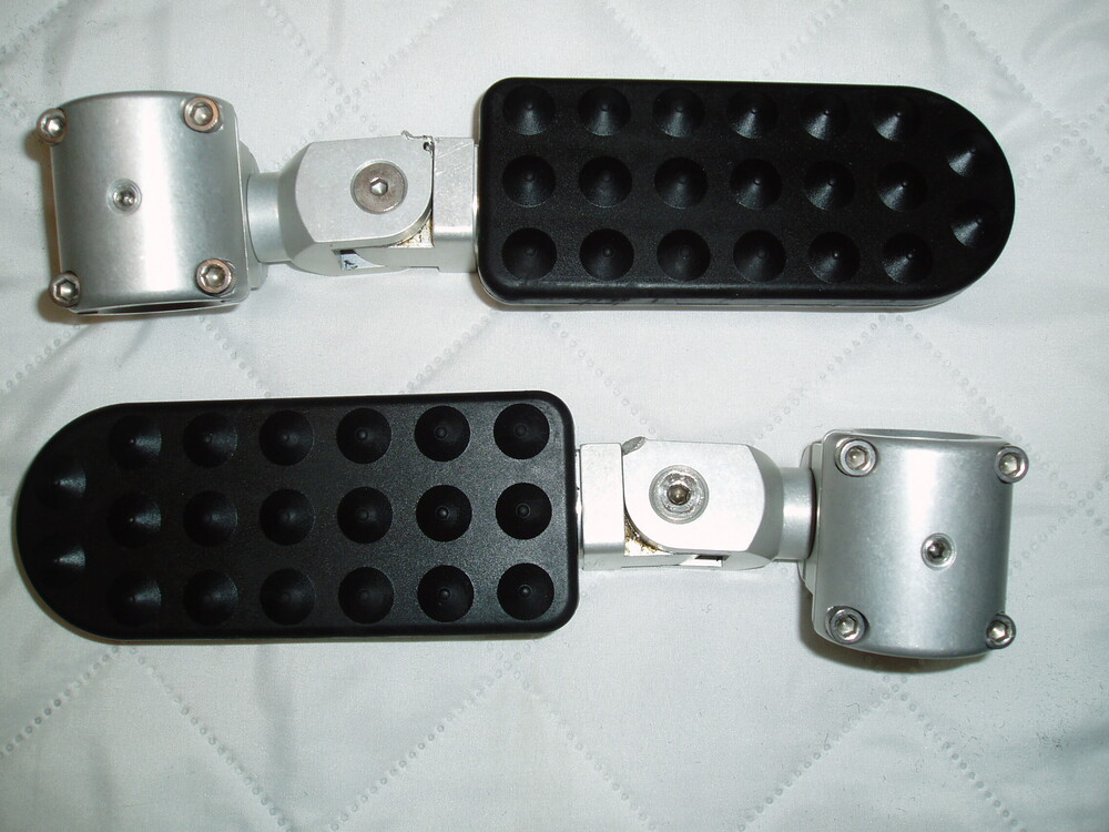 SOLD FS Ilium Versatile Highway Pegs Parts and Accessories