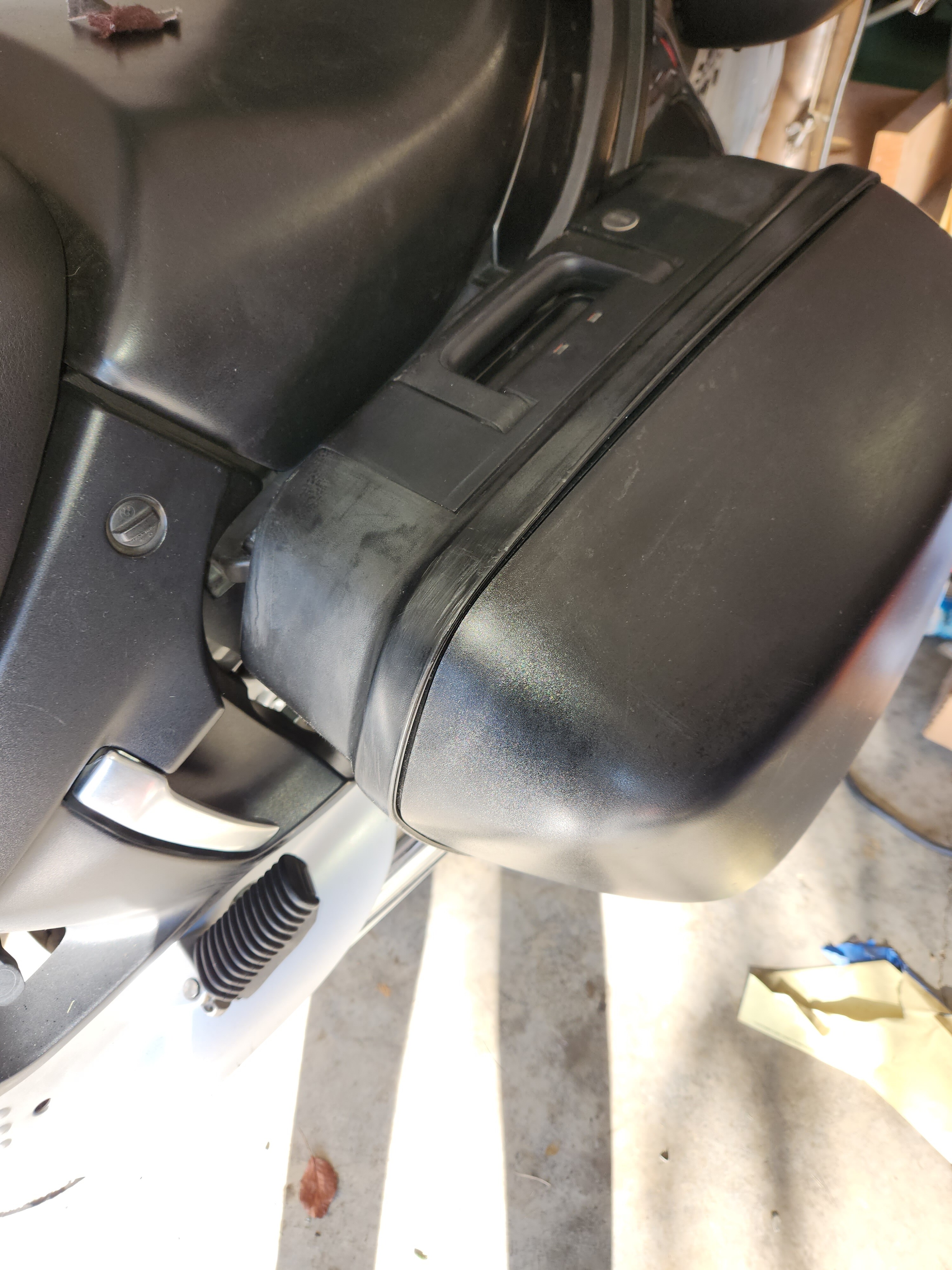 Refurbish Repair Refinish Side Bags Help Oilheads BMWSportTouring