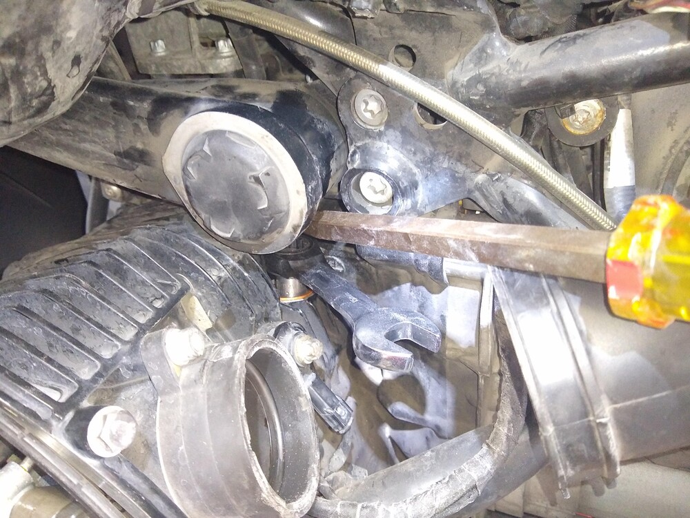 Cam chain tensioner failure symptoms, replacement guidlines