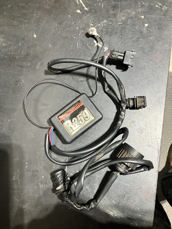 SOLD - FS Techlusion R259 - Parts and Accessories - BMWSportTouring