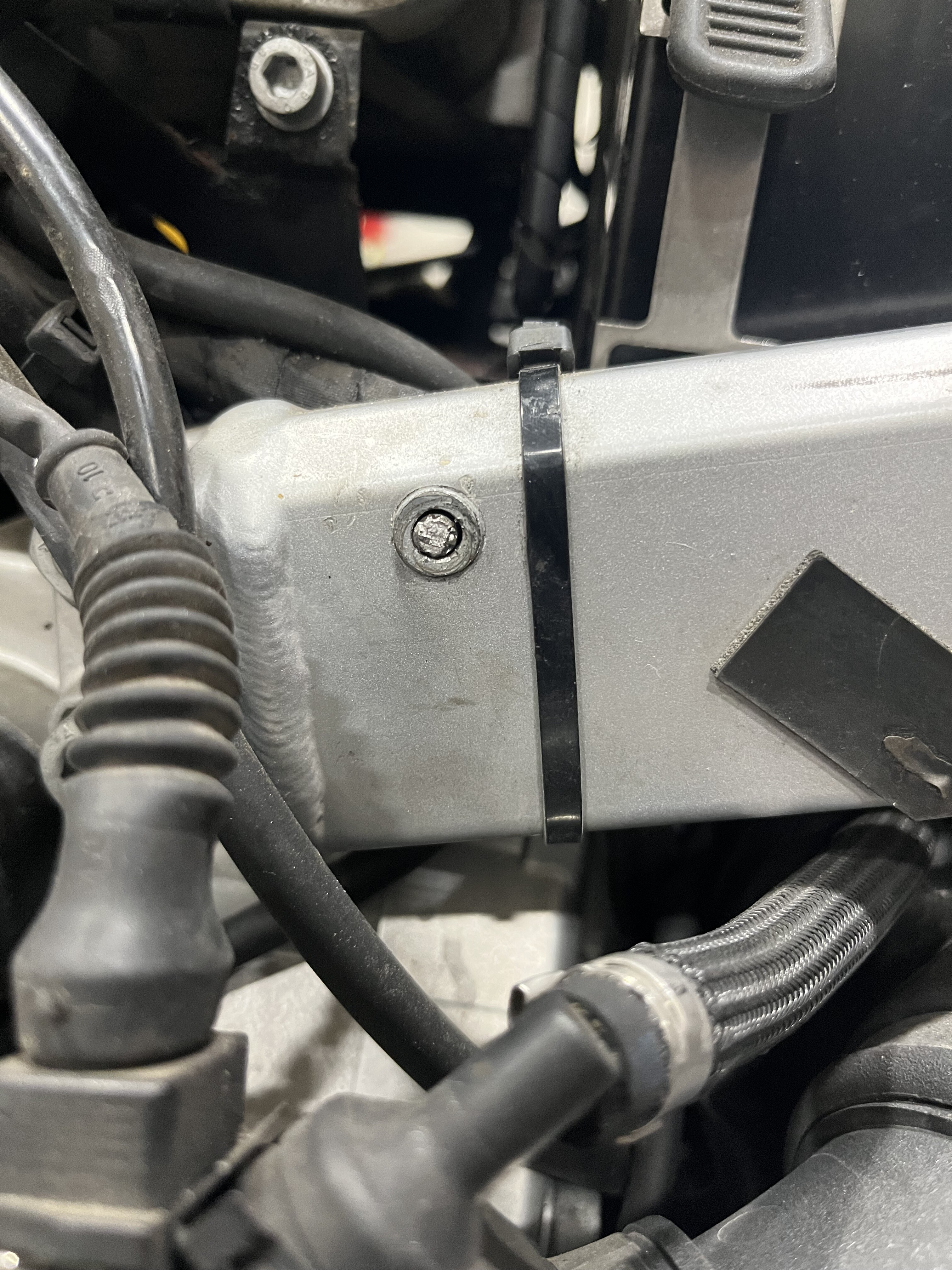 Back on an Oilhead: 04 R1100S - Page 2 - Oilheads - BMWSportTouring