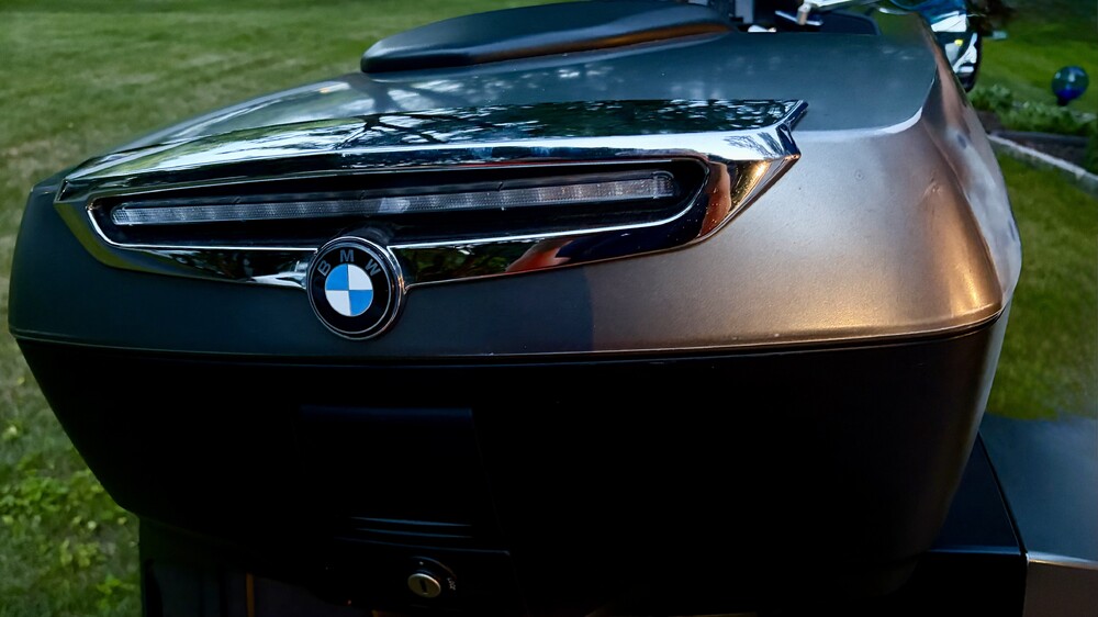 SOLD - BMW Touring Top Case (Callisto Grey) – Fits K1600 / R1250RT ...